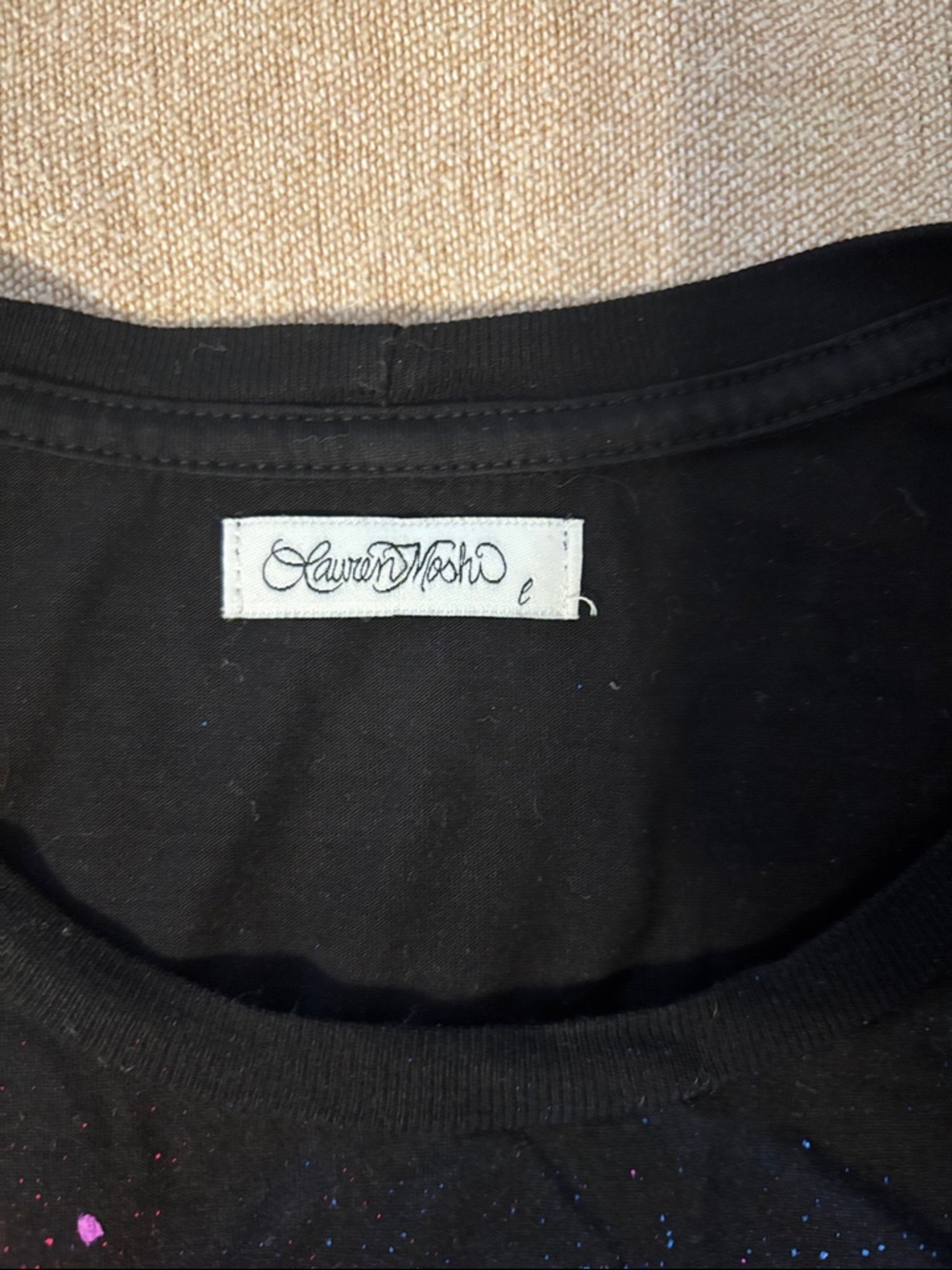 NWOT Lauren Moshi Lips Graphic Tee - Picture 2 of 3